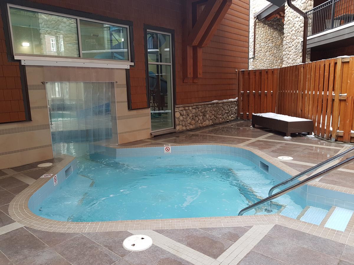 Sunset Resorts Canmore And Spa מראה חיצוני תמונה