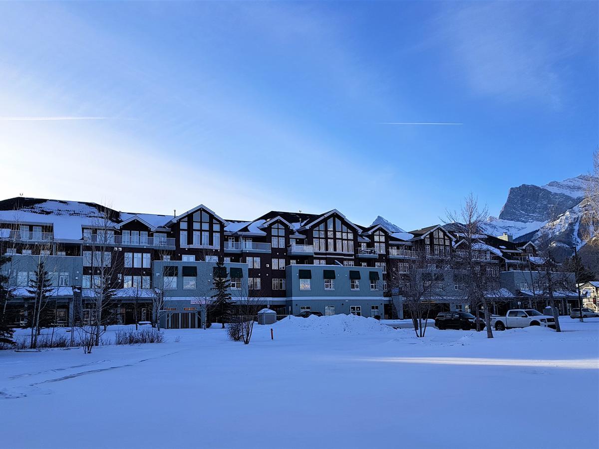 Sunset Resorts Canmore And Spa מראה חיצוני תמונה