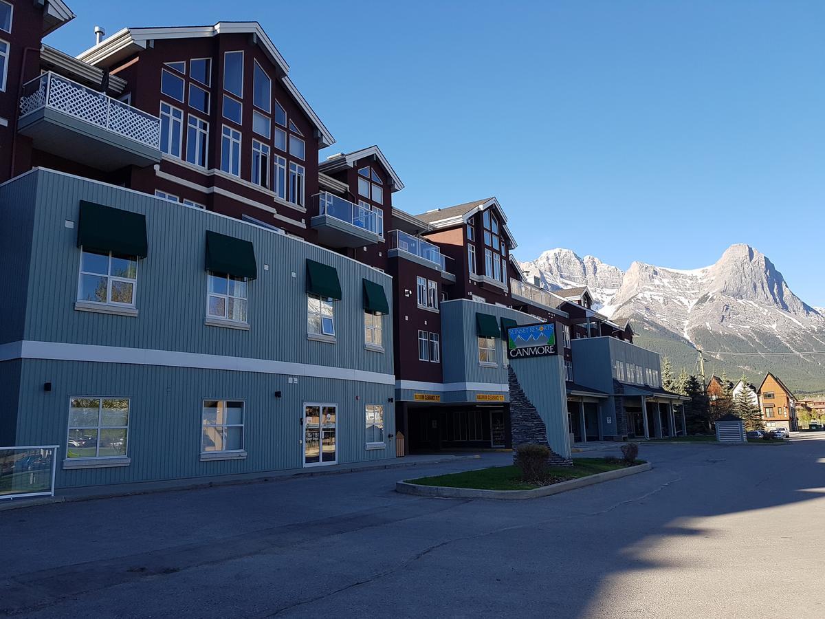 Sunset Resorts Canmore And Spa מראה חיצוני תמונה