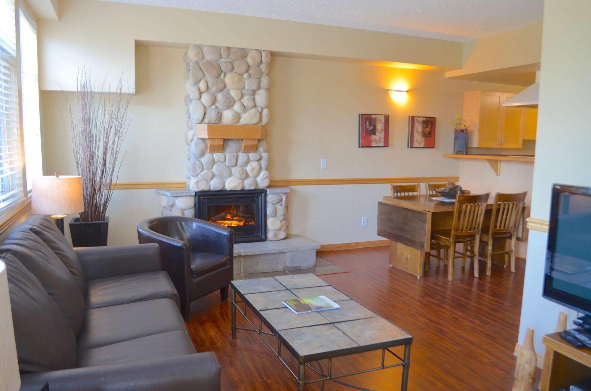 Sunset Resorts Canmore And Spa מראה חיצוני תמונה